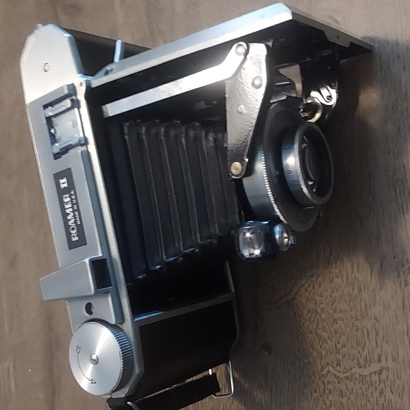 Rare vintage 1940s Universal Roamer II 620 film camera w leather case USA made - Picture 2 of 9